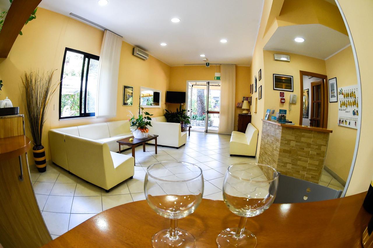 Hotel Riziana 3*